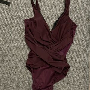 Miracle Suit NWT size 8 Shiraz